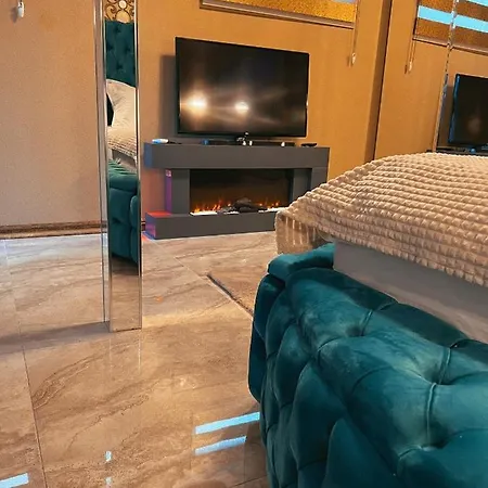 Appartamento Cetate *